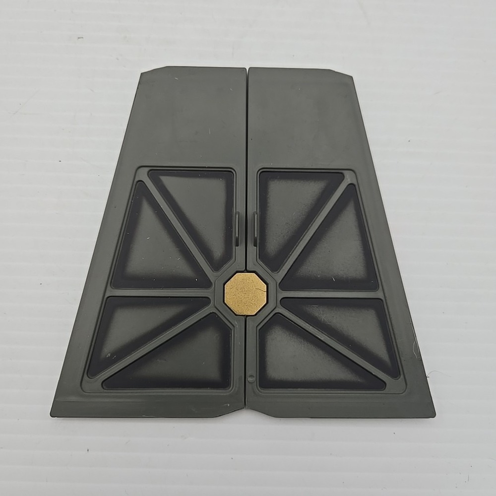 1993 Kenner‎ Jurassic Park Command Compound Doors